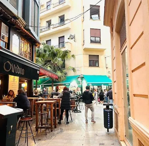 New Elegant Apartment In The Heart Of Malaga