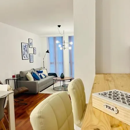New Elegant Apartment In The Heart Of Malaga Exterior photo